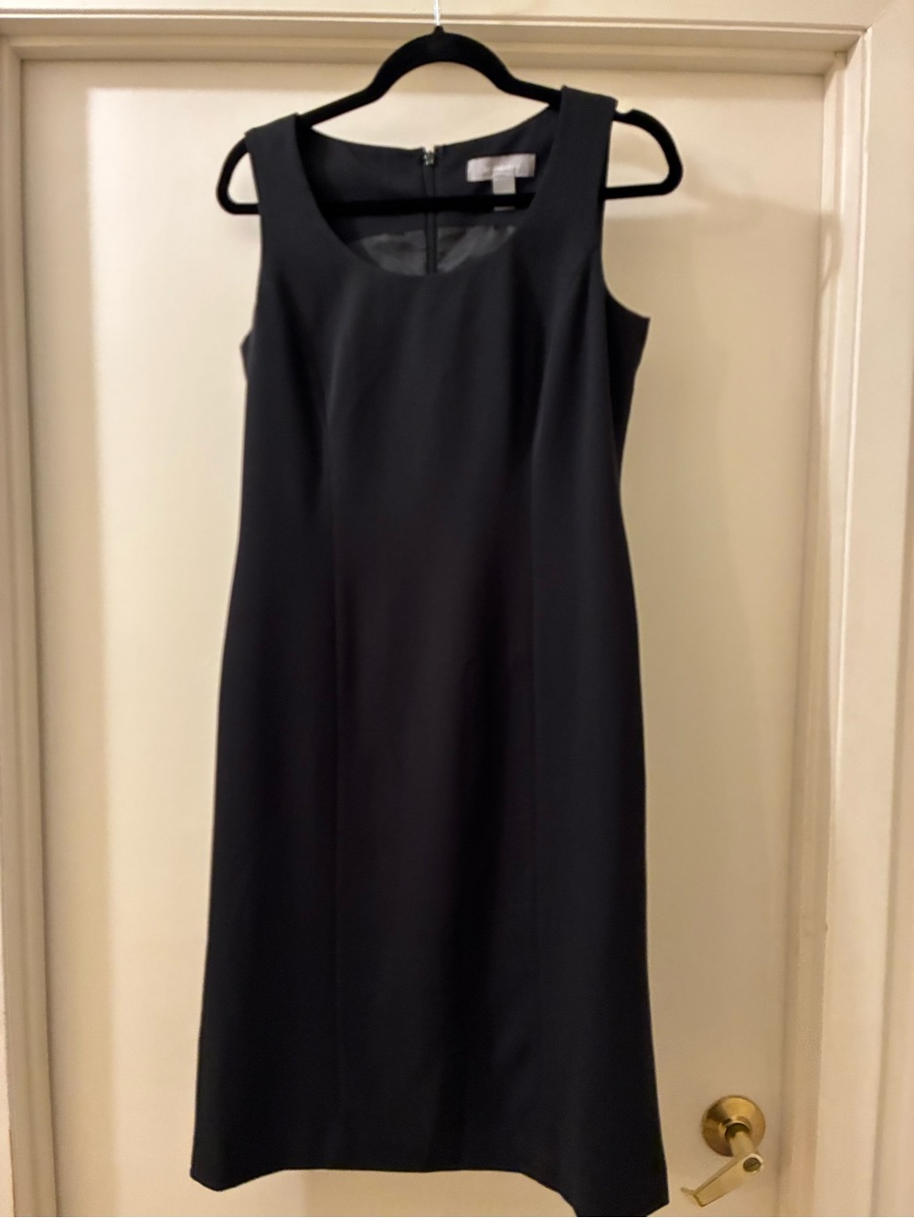 Liz Claiborne Timeless Black Sleeveless Midi Sheath Dress Size 6